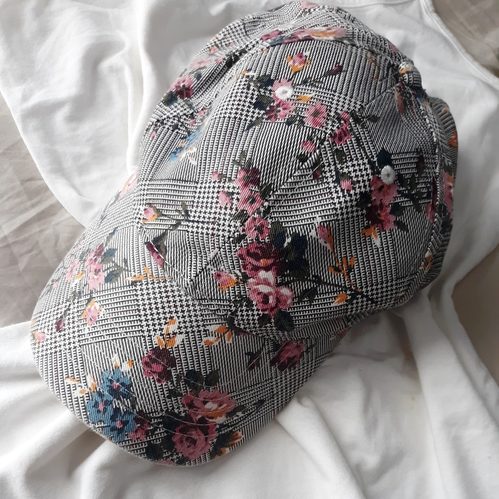 🍂 {PLAID HAT🌸} 🍂